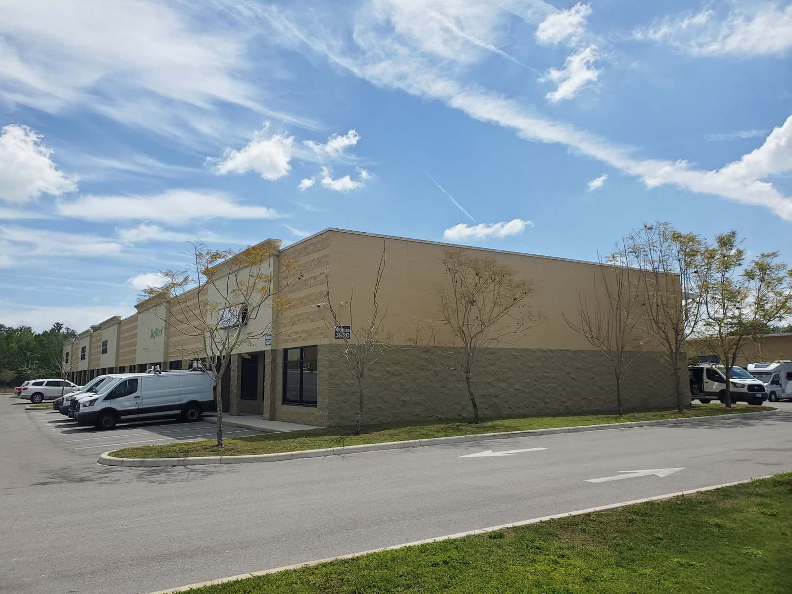 3920-3928 Anchuca Warehouse